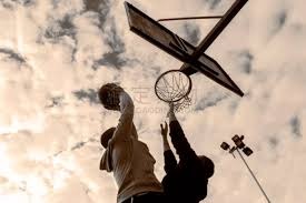 詹姆斯谈马克西：他简直太棒了，比起球技我更欣赏他这个人